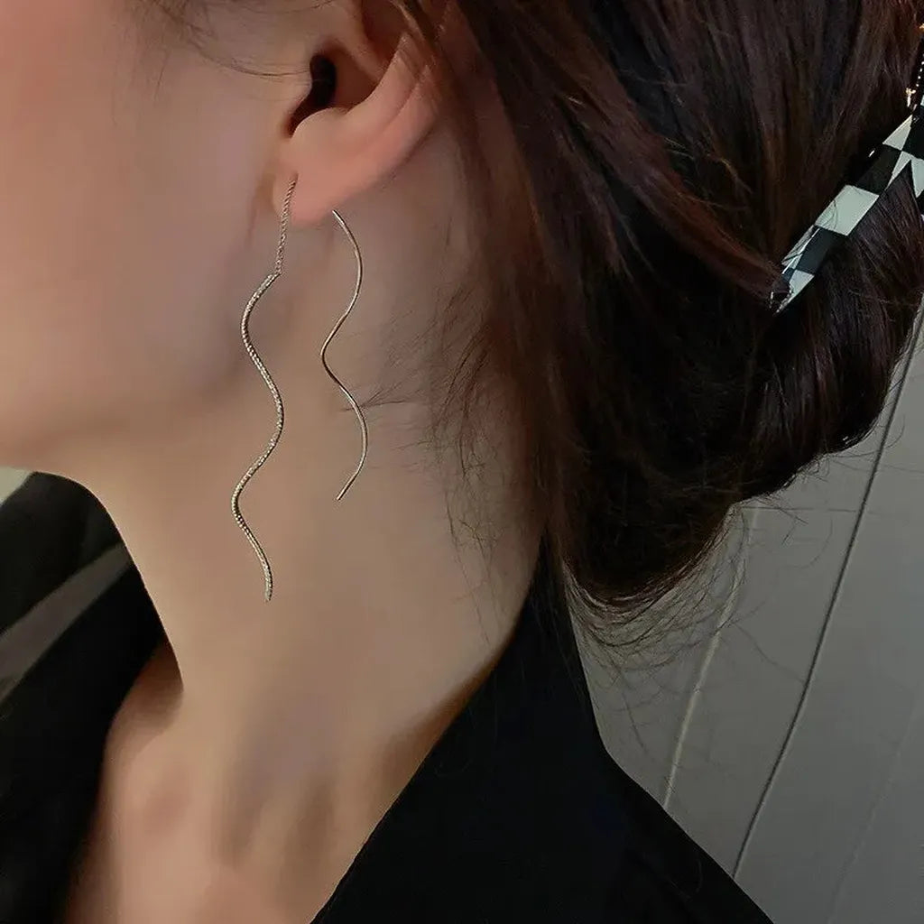 Beautiful Minimalist Spiral Wave Long Earrings-ReesJewels-ReesJewels