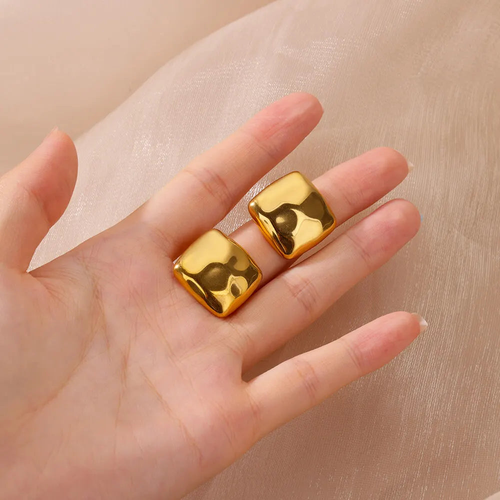 Chic Square Golden Stud Earrings-Rees Jewels-ReesJewels