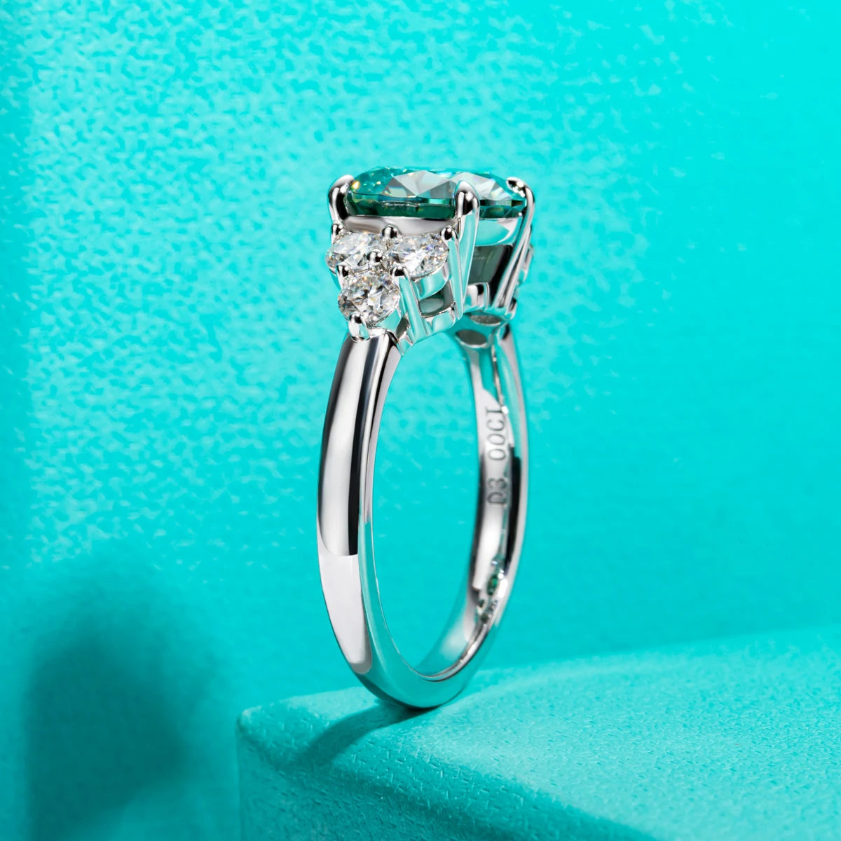 Luxurious 3ct Round Cut Green Moissanite Diamond Ring-Rees Jewels-ReesJewels