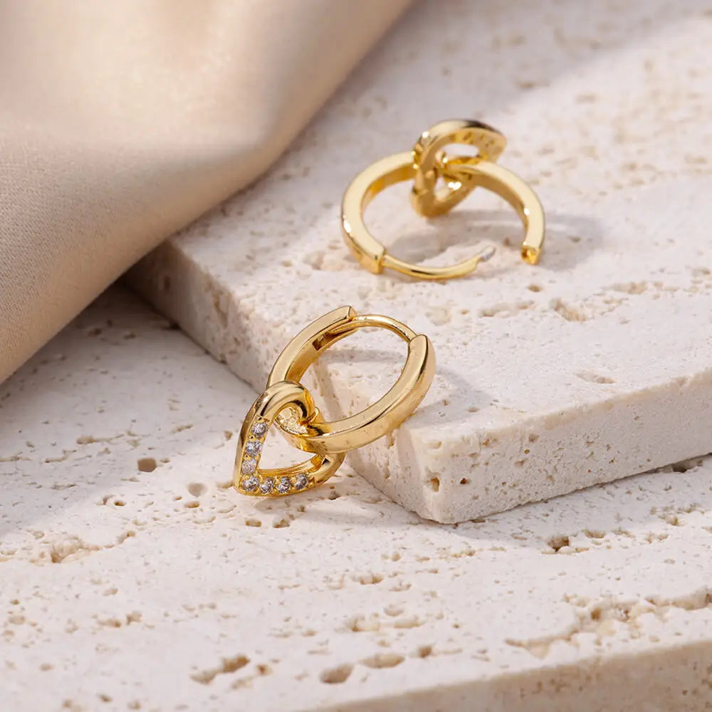 Luxurious Hollow Zirconia Heart Earrings-ReesJewels-ReesJewels