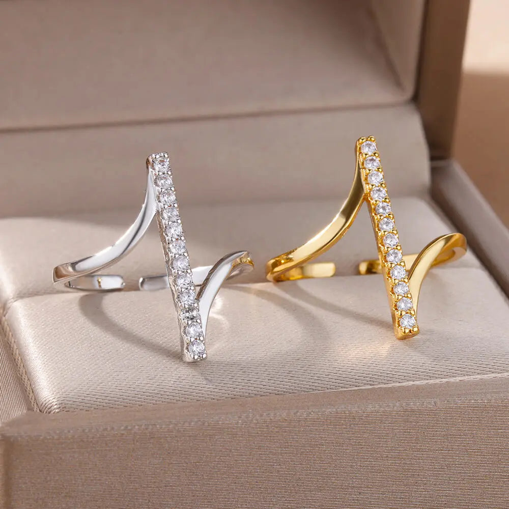 Luxurious Zirconia Geometric Ring-ReesJewels-ReesJewels
