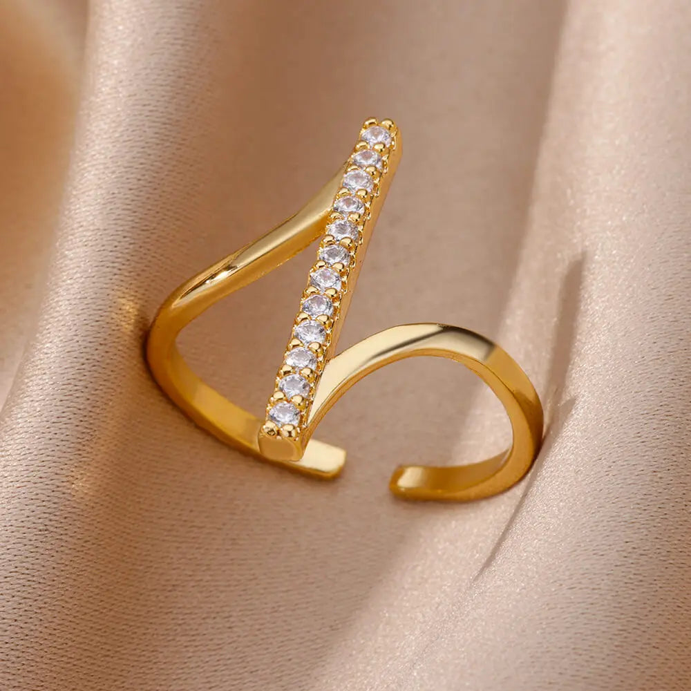 Luxurious Zirconia Geometric Ring-ReesJewels-ReesJewels