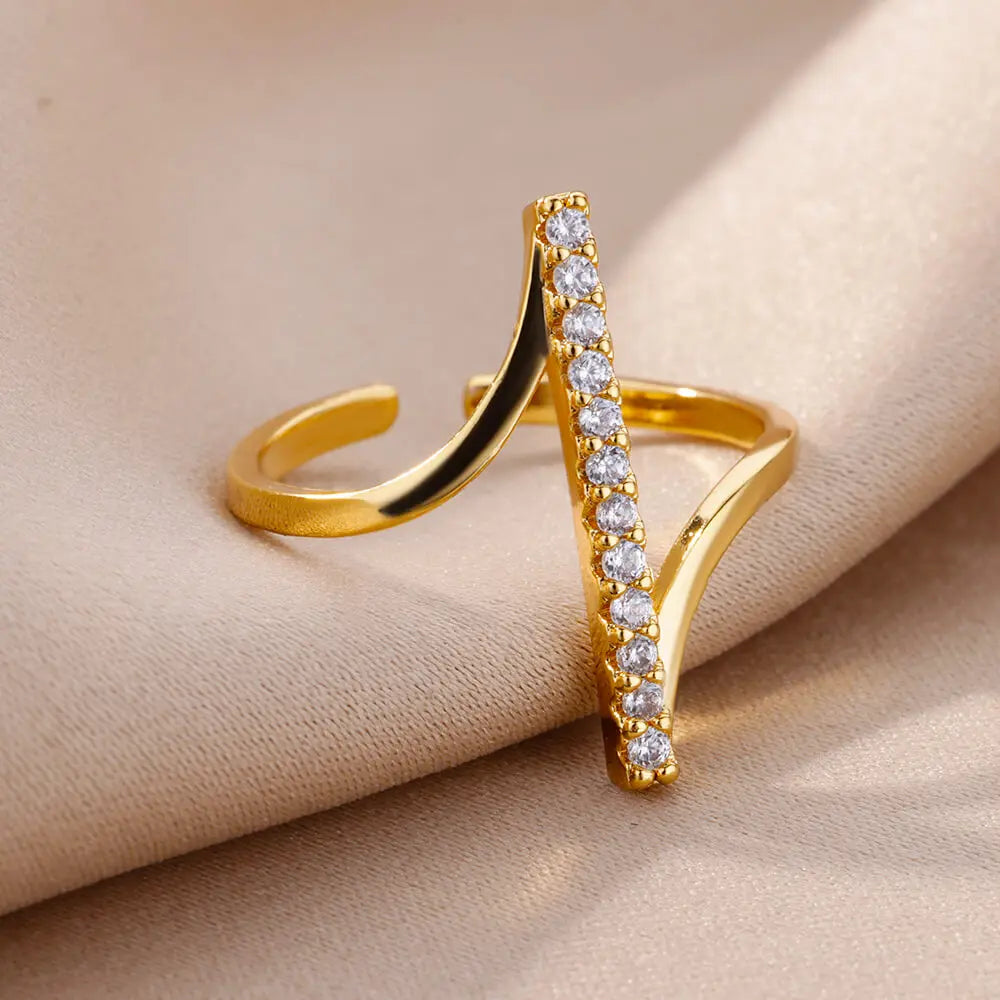 Luxurious Zirconia Geometric Ring-ReesJewels-ReesJewels