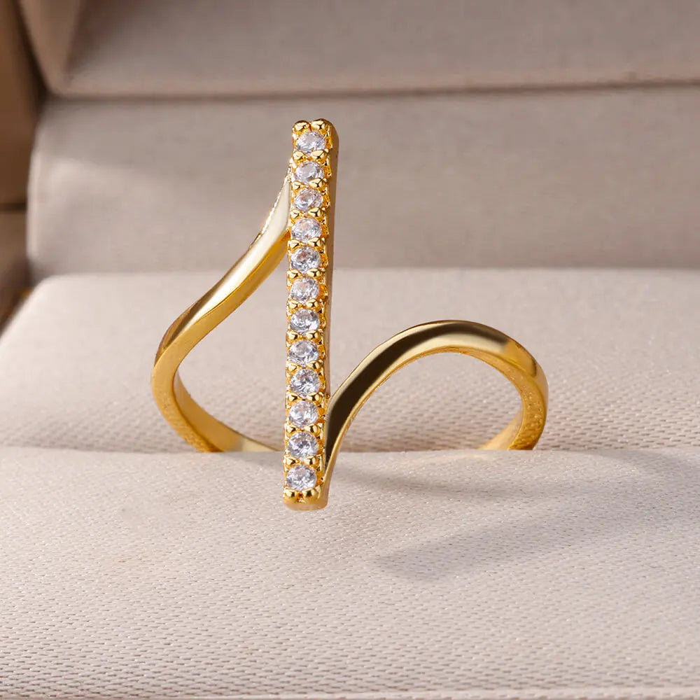 Luxurious Zirconia Geometric Ring-ReesJewels-ReesJewels