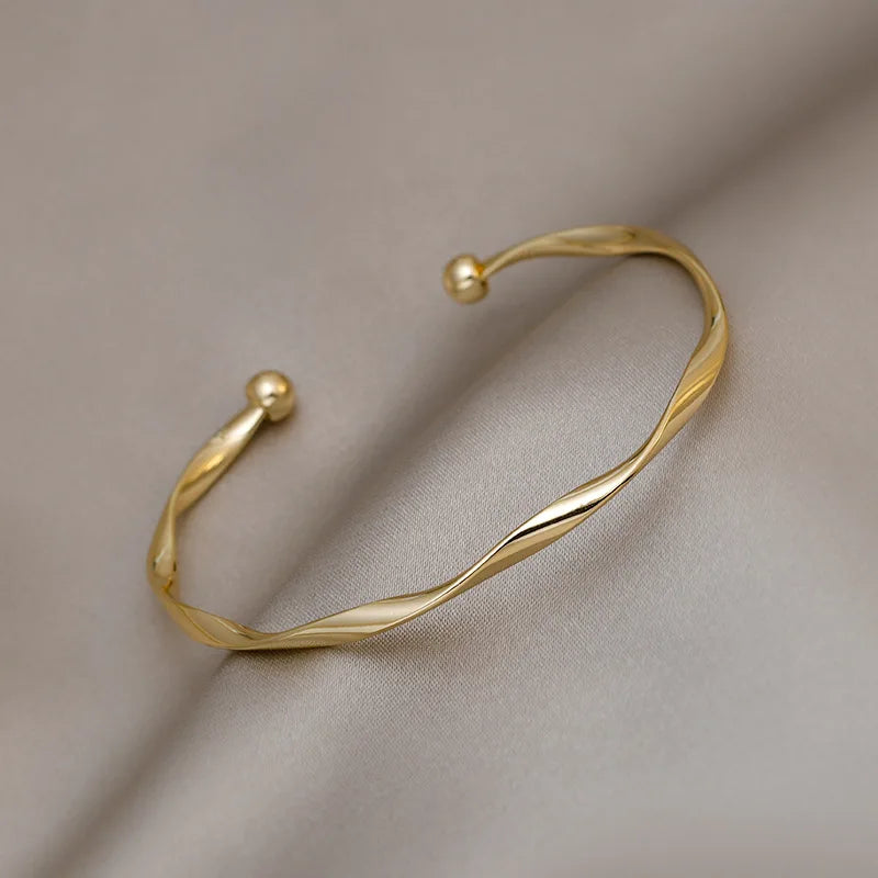 Minimalist Twisted Charm Cuff Bracelet-ReesJewels-ReesJewels