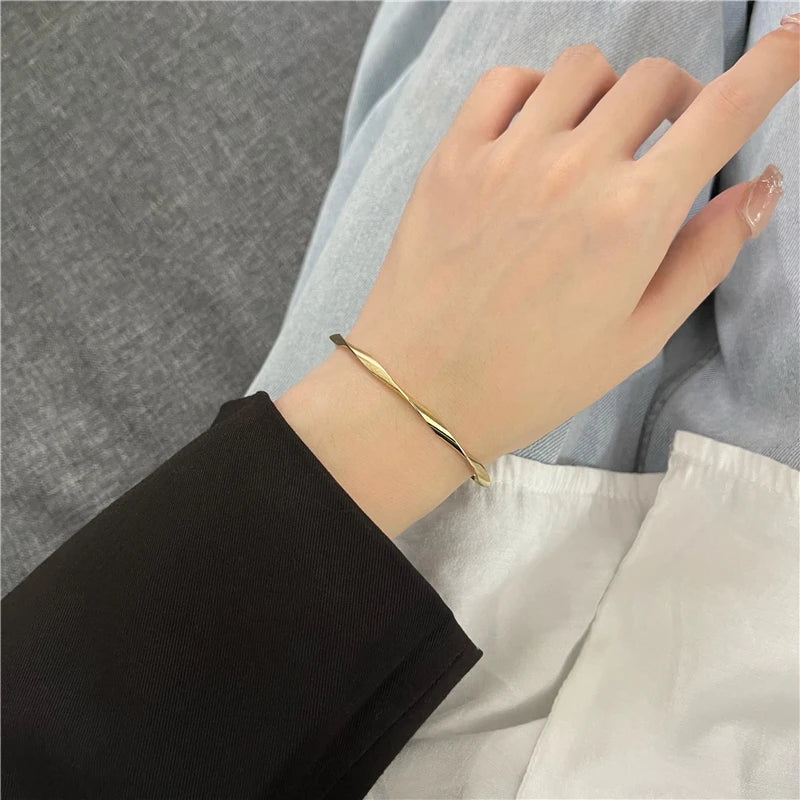 Minimalist Twisted Charm Cuff Bracelet-ReesJewels-ReesJewels