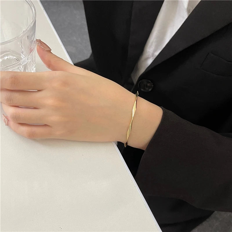 Minimalist Twisted Charm Cuff Bracelet-ReesJewels-ReesJewels