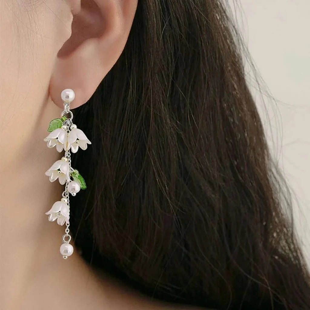 Pearly Lustre White Tulip Green Leaves Tassel Earrings-ReesJewels-ReesJewels