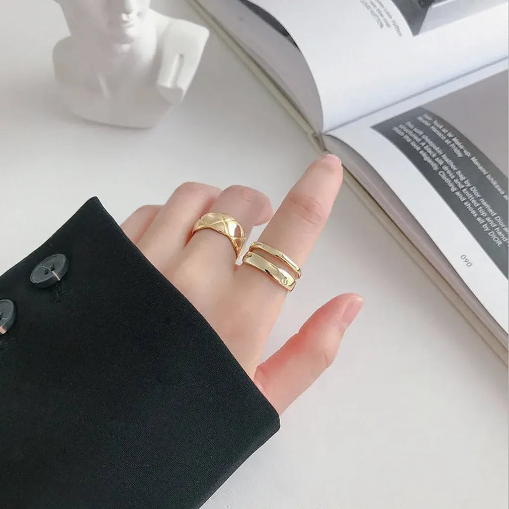 Trendy Elegant Twist Circle Rings-ReesJewels-ReesJewels