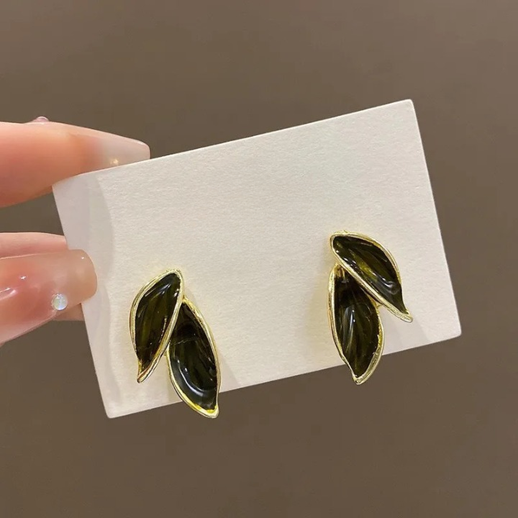 Trendy Fresh Leaf Stud Earring-ReesJewels-Black-ReesJewels