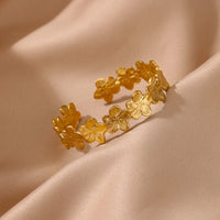 Charming Vintage Flower Golden Bracelet-ReesJewels-ReesJewels