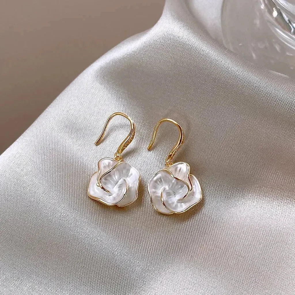 Ivory Gold Hook