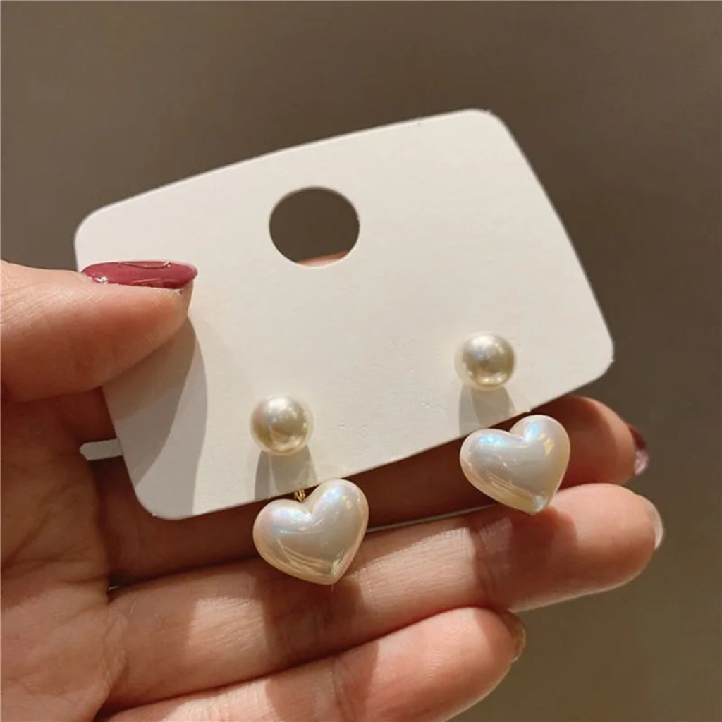 Classic Heart-Shaped Imitation Pearl Stud Earrings