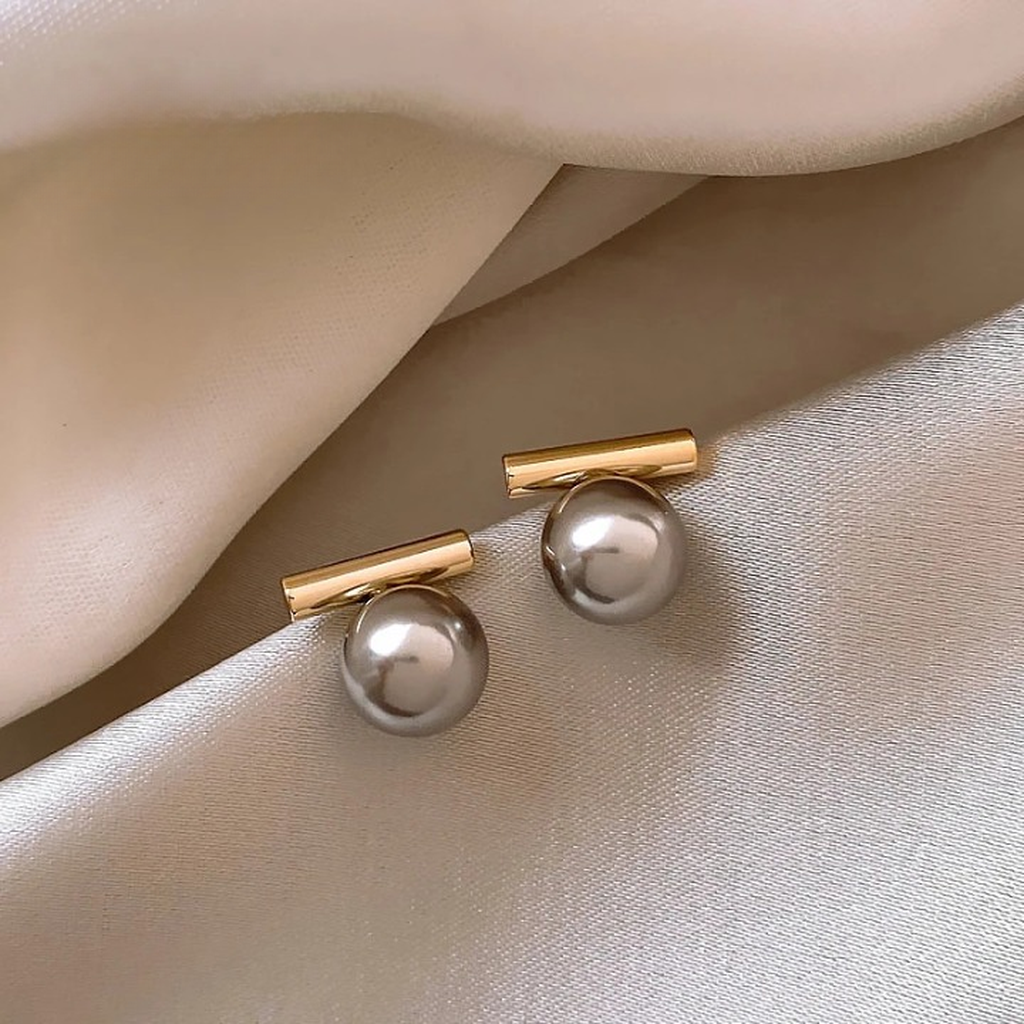 Classy Minimalist Imitation Pearl Pendant Earrings