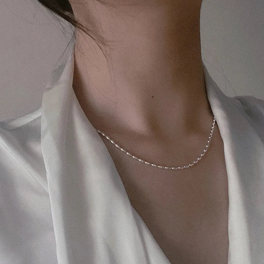 Delicate Shiny Collarbone Beads Choker