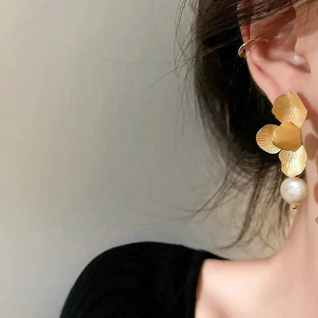 Elegant Imitation Pearl Flower Petal Dangle Earrings-ReesJewels-ReesJewels