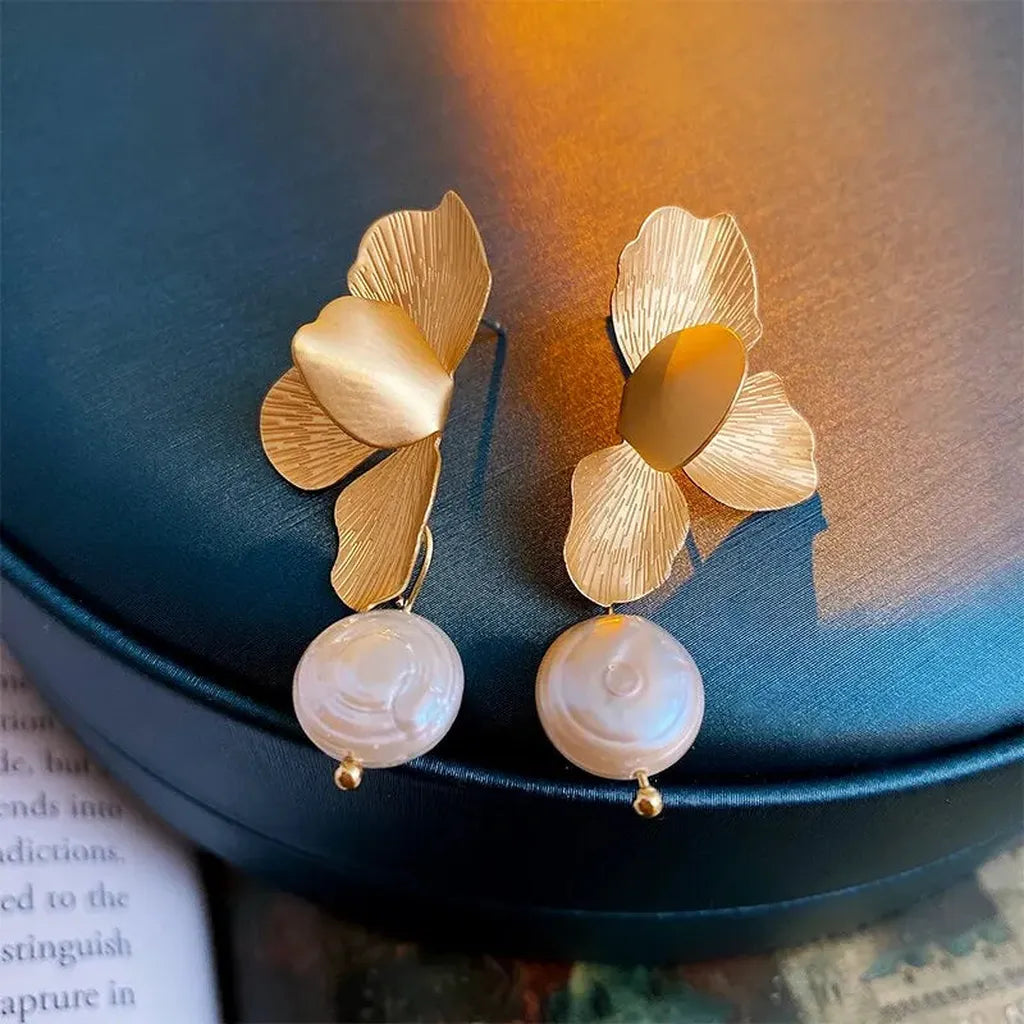 Elegant Imitation Pearl Flower Petal Dangle Earrings