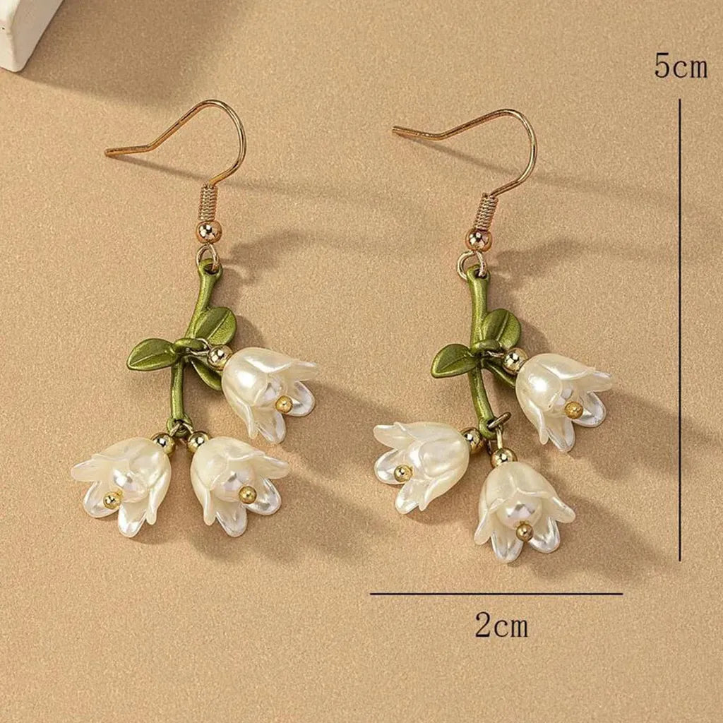 Pearly Lustre White Tulip Green Leaves Tassel Earrings-ReesJewels-ReesJewels