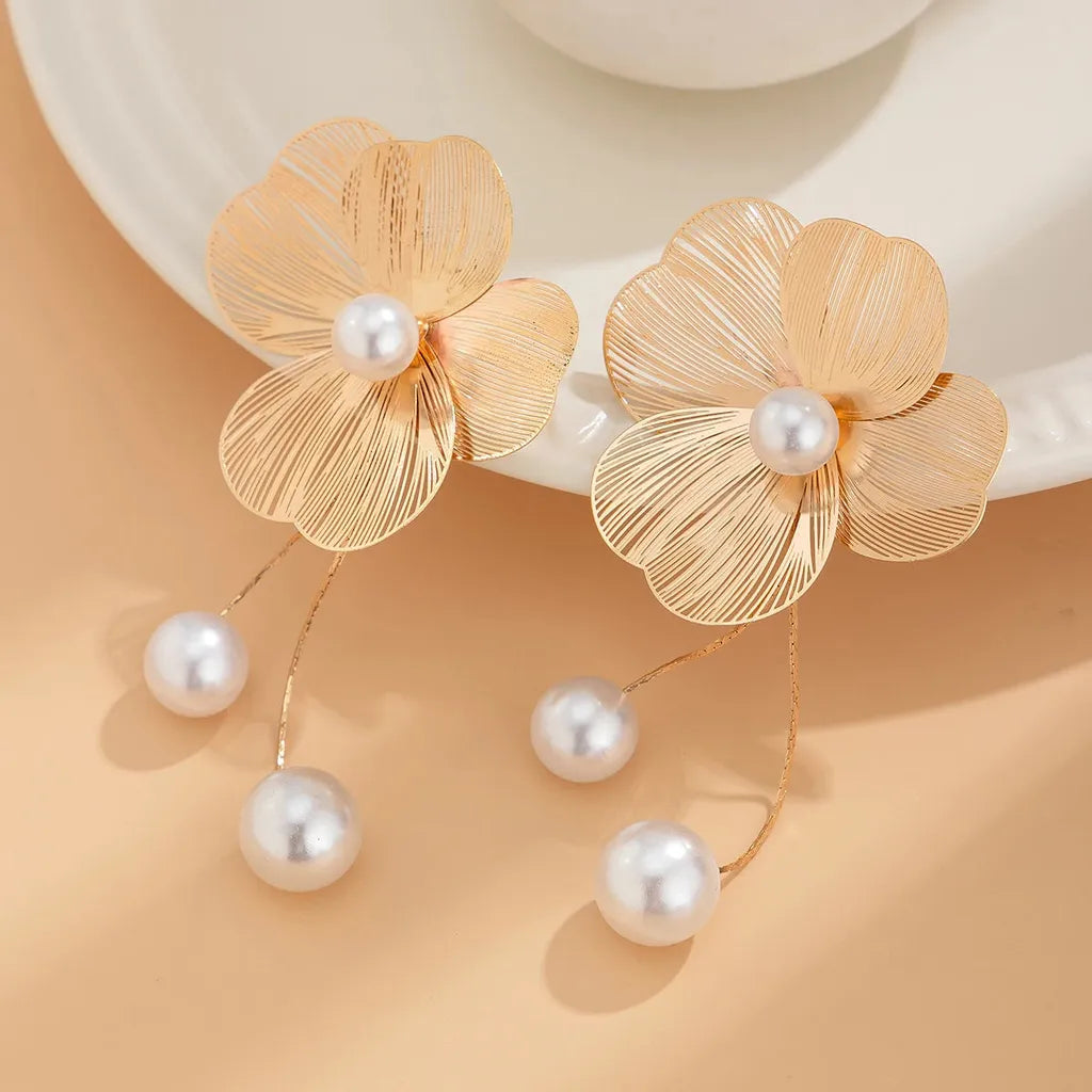 Pretty Romantic Flower Tassel Drop Earrings