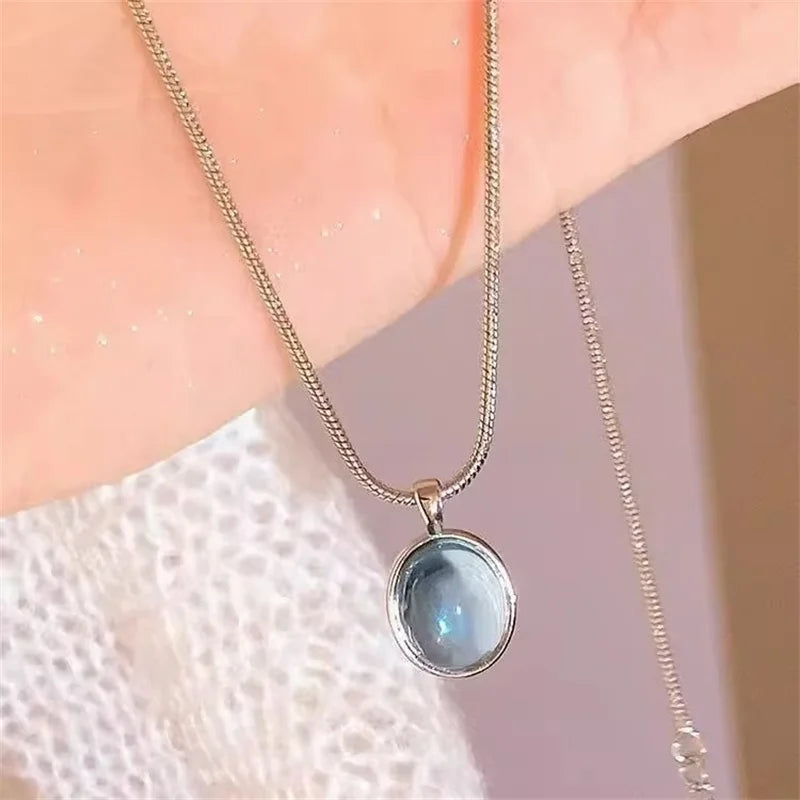 Retro Celeste Oval Glow Pendant Necklace