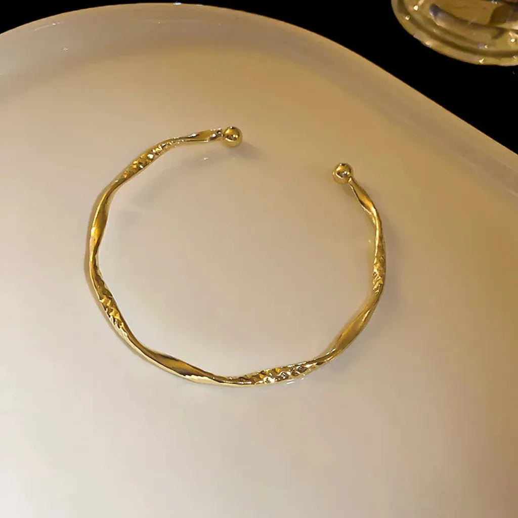 Retro Twisted Minimalist Cuff Bracelet-ReesJewels-ReesJewels
