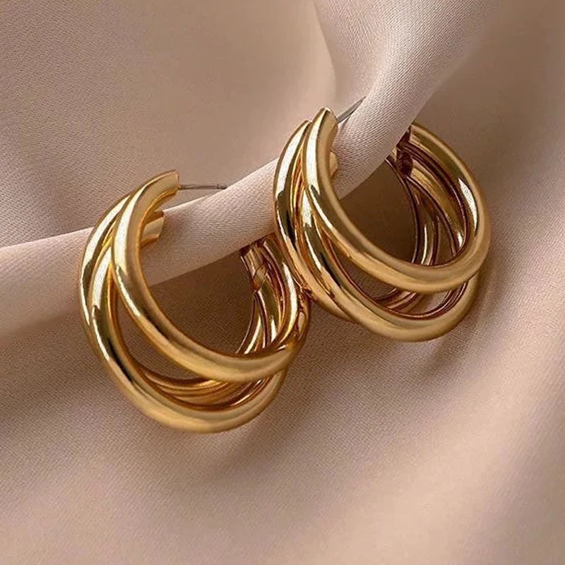 Simple Elegant C-Shaped Round Earrings