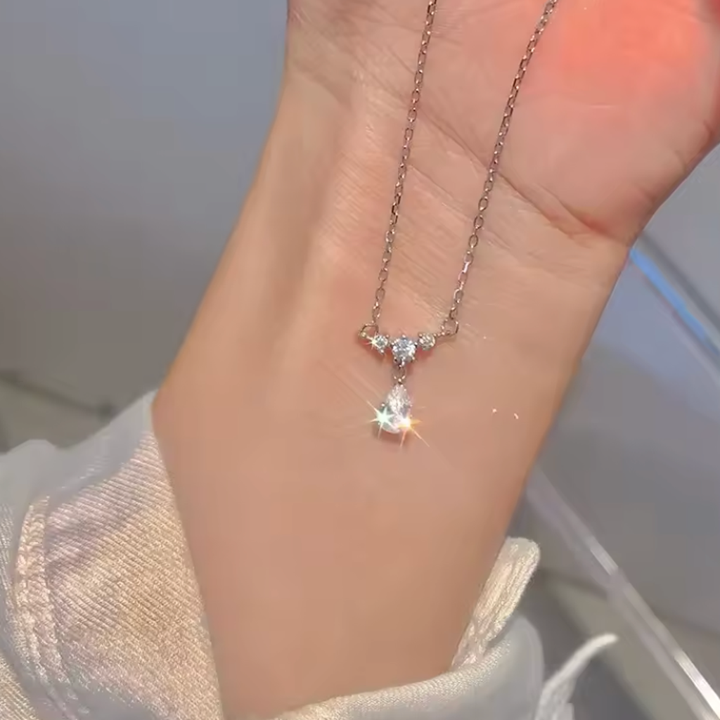 Sparkling Zirconia Teardrop Pendant Choker Necklace